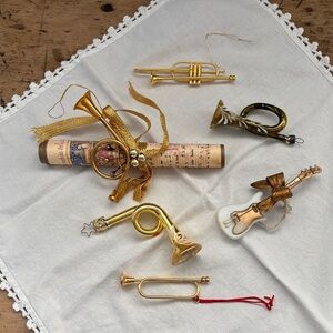 Vintage Six Gold Musical Ornaments Horns and Guitar